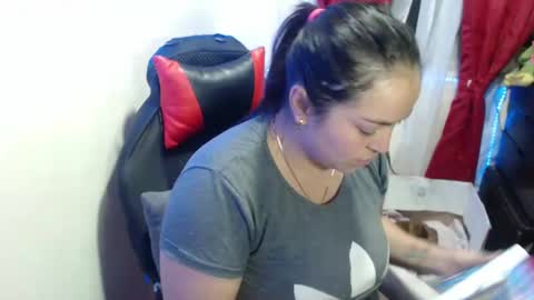 Snapshot of maitte_22 chatting on January 2025 02:37:02 AM Hello friends Im on another account online show from January 2025 02:37:02 AM
