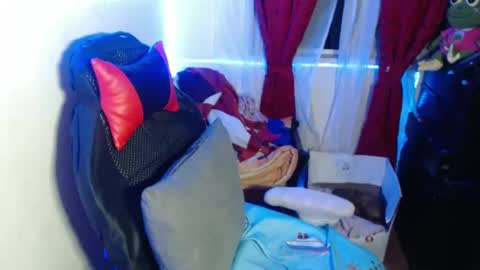 Snapshot of maitte_22 chatting on January 2025 07:22:01 AM Hello friends Im on another account online show from January 2025 07:22:01 AM