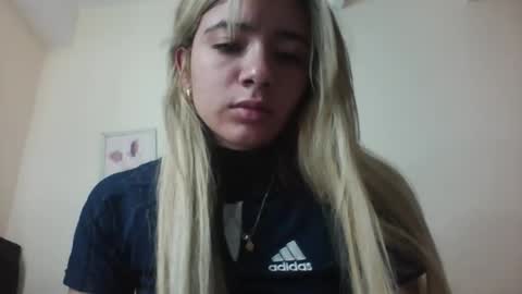 majo_gomezz online show from October 2025 01:11:01 AM