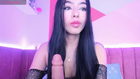 Snapshot of majoogomez chatting on September 2025 10:20:01 AM Majo Gomez online show from September 2025 10:20:01 AM