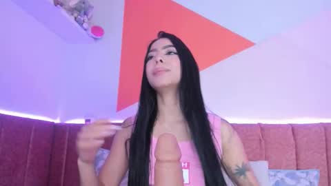 Snapshot of majoogomez chatting on November 2025 10:25:02 AM Majo Gomez online show from November 2025 10:25:02 AM