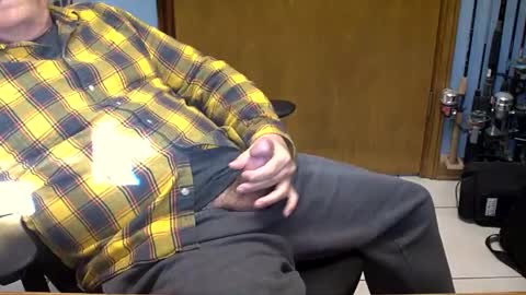 Snapshot of majormike34 chatting on January 2025 04:05:01 PM majormike34 online show from January 2025 04:05:01 PM