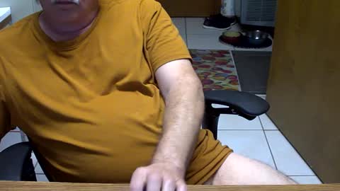 Snapshot of majormike34 chatting on February 2025 04:41:02 AM majormike34 online show from February 2025 04:41:02 AM