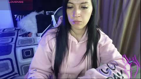 Celeste Bonet  online show from February 2026 11:40:01 AM