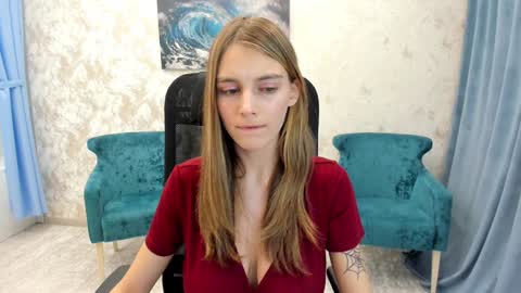 Snapshot of make_love_1 chatting on January 2025 09:48:01 AM Chloe online show from January 2025 09:48:01 AM