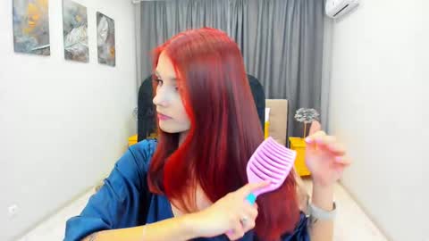 Snapshot of make_love_1 chatting on February 2025 09:43:01 AM Chloe online show from February 2025 09:43:01 AM