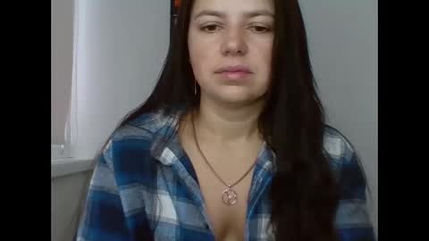 make_mesmile online show from November 2025 06:56:01 AM