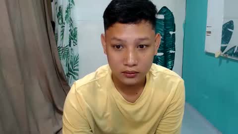 makehugecock online show from October 2025 01:13:01 PM