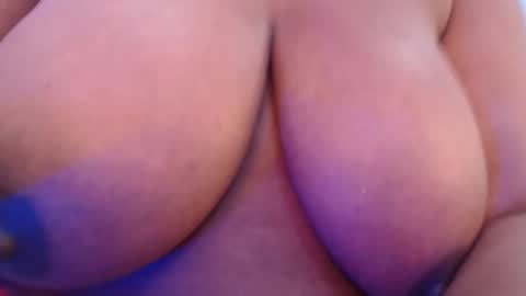 Snapshot of makena_gh chatting on February 2025 06:09:01 AM makena online show from February 2025 06:09:01 AM