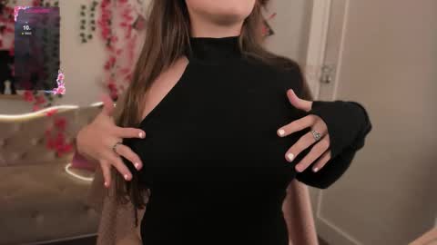 Makima online show from October 2025 06:23:02 AM