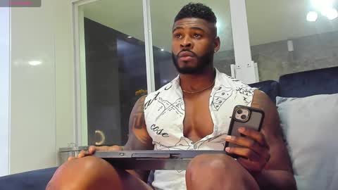Snapshot of makonneen chatting on December 2024 06:32:01 AM Makonnen online show from December 2024 06:32:01 AM