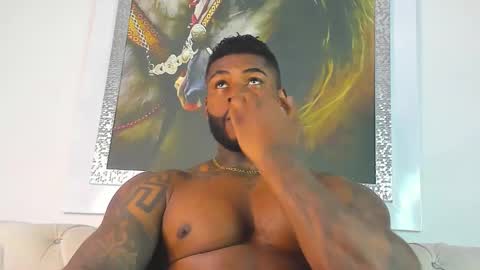 Snapshot of makonneen chatting on September 2025 10:48:01 PM Makonnen online show from September 2025 10:48:01 PM