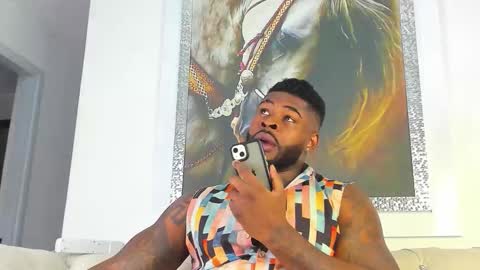 Snapshot of makonneen chatting on October 2025 01:59:02 AM Makonnen online show from October 2025 01:59:02 AM