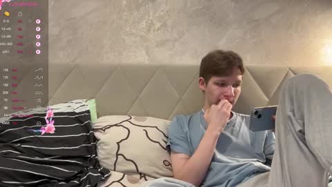 Snapshot of malcolm_yang chatting on December 2024 02:10:01 PM Tom and Mark 3 online show from December 2024 02:10:01 PM