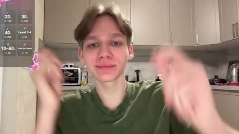 Snapshot of malcolm_yang chatting on February 2025 07:49:01 PM Tom and Mark 3 online show from February 2025 07:49:01 PM