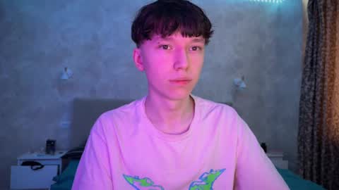 Snapshot of malcolm_yang chatting on March 2025 09:06:02 AM Tom and Mark 3 online show from March 2025 09:06:02 AM