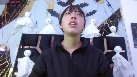 malejacs01 online show from October 2025 10:38:01 AM