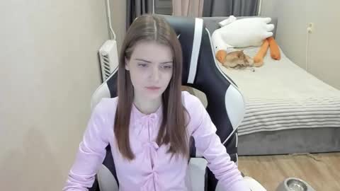 Snapshot of malia__hale chatting on September 2025 10:43:02 PM Malia online show from September 2025 10:43:02 PM