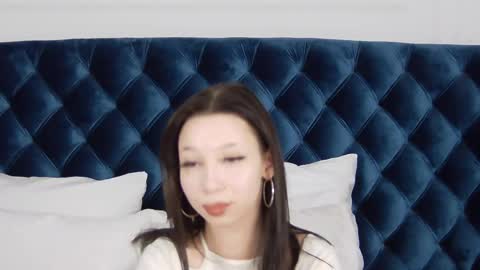 Snapshot of malialandre chatting on February 2025 03:56:02 AM Malialandre online show from February 2025 03:56:02 AM