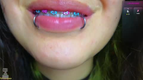 Snapshot of malicia_witch_ chatting on December 2024 03:28:02 AM Mar  Alicia     Rosie  v A L I C I A W I T C -  Meg Cherie online show from December 2024 03:28:02 AM