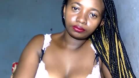 malinah01 online show from January 2025 05:31:01 PM