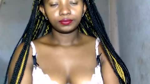 malinah01 online show from January 2025 12:58:02 PM