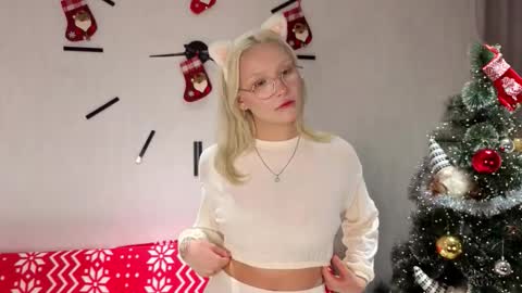 Evelyn online show from January 2026 05:43:02 AM