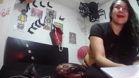 Snapshot of malishka_fox chatting on November 2025 02:14:01 AM Malishka  online show from November 2025 02:14:01 AM