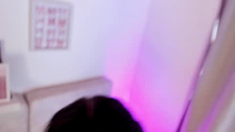 Malka online show from November 2025 09:14:01 PM