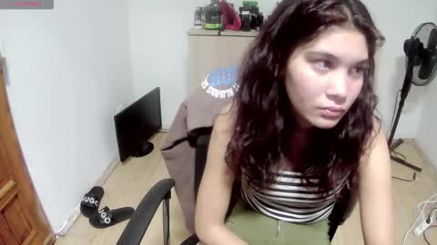 Snapshot of mallorymyers chatting on October 2025 06:28:02 PM mallorymyers online show from October 2025 06:28:02 PM
