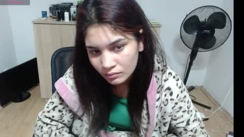 Snapshot of mallorymyers chatting on October 2025 06:58:02 PM mallorymyers online show from October 2025 06:58:02 PM