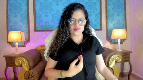 Snapshot of maloryjones chatting on May 2026 12:03:02 PM maloryjones online show from May 2026 12:03:02 PM
