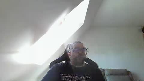 breton online show from October 2025 11:24:01 AM