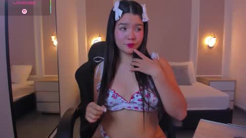 Snapshot of malu_03x chatting on October 2025 02:52:01 AM M A L U online show from October 2025 02:52:01 AM