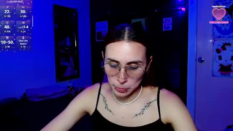 Snapshot of malud_09 chatting on July 2026 05:11:02 AM online show from July 2026 05:11:02 AM