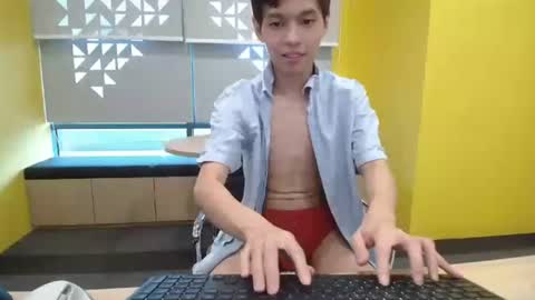 Snapshot of mamagaga19 chatting on July 2026 06:06:02 AM Andrew Ooi online show from July 2026 06:06:02 AM