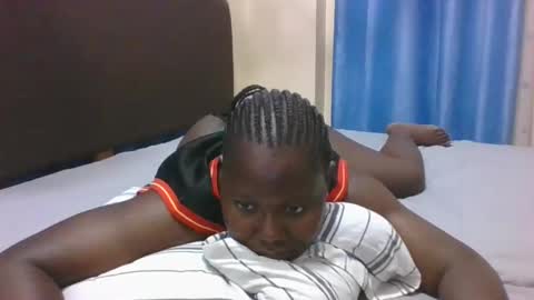 Snapshot of mamasita2023 chatting on February 2025 06:01:01 PM mamasita2023 online show from February 2025 06:01:01 PM