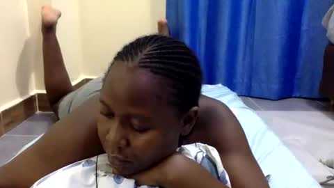 Snapshot of mamasita2023 chatting on November 2025 06:30:02 PM mamasita2023 online show from November 2025 06:30:02 PM