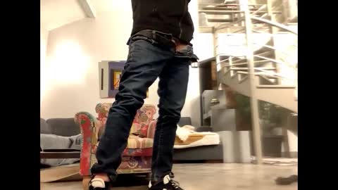 man38110 online show from March 2025 05:20:02 AM