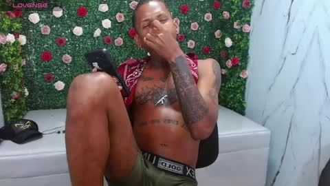 man_san11 online show from November 2025 05:24:01 PM