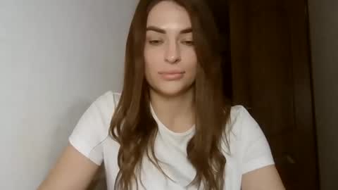 MandiBrooks online show from November 2025 11:39:02 PM