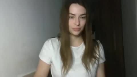 MandiBrooks online show from November 2025 06:27:01 AM