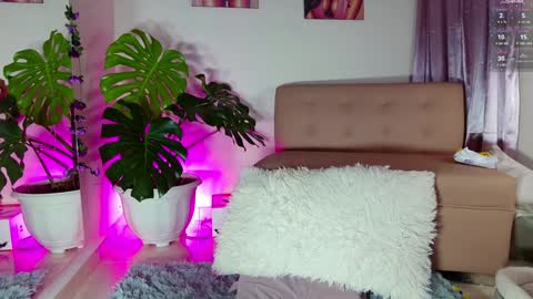 Snapshot of mandy_l33_ chatting on December 2024 11:06:02 PM mandy_l33_ online show from December 2024 11:06:02 PM