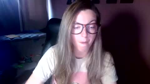 Snapshot of mandybabyxxx chatting on July 2026 12:37:01 AM MandyBabyXXX online show from July 2026 12:37:01 AM