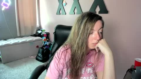 Snapshot of mandybabyxxx chatting on July 2026 07:16:02 PM MandyBabyXXX online show from July 2026 07:16:02 PM