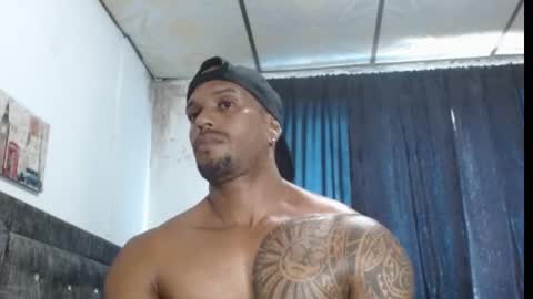 Manolo online show from March 2025 06:52:01 PM