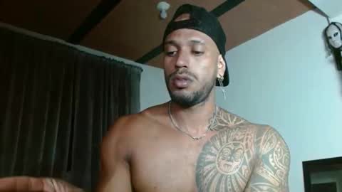 Manolo online show from November 2025 02:12:02 AM