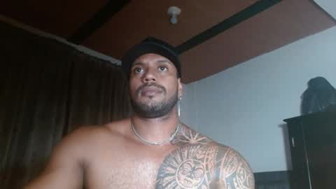 Snapshot of manolofitt chatting on May 2026 06:58:01 PM Manolo online show from May 2026 06:58:01 PM