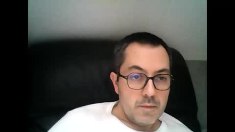 Snapshot of manu5933 chatting on February 2025 12:44:02 PM manu5933 online show from February 2025 12:44:02 PM