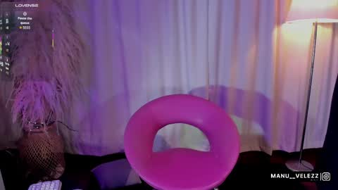 Snapshot of manu_nyx chatting on May 2026 08:19:01 AM manu velezz Help me to get to 100 thumbs ups Tip 25tks Rate me online show from May 2026 08:19:01 AM